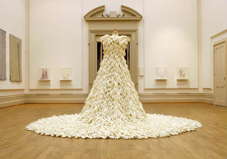 julia roberts wedding dress runaway. This wedding dress was made of